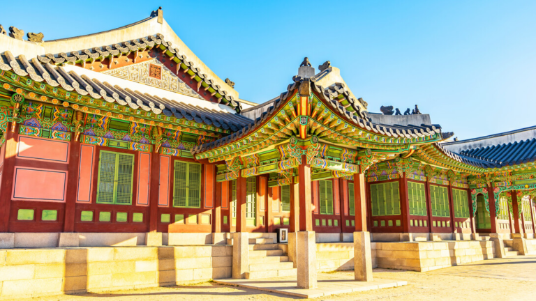 The Soul of Seoul: Where Tradition Meets Modern Life