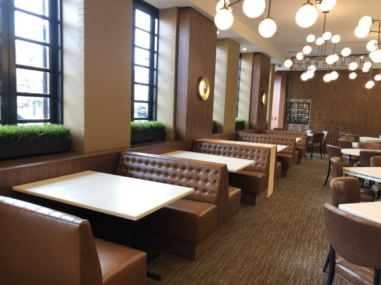 Hospitality Furniture How to Balance Style, Comfort and Durability for High-Traffic Commercial Spaces