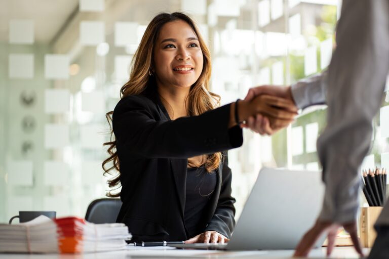 Licensed Moneylenders in Singapore: Choose the Right One