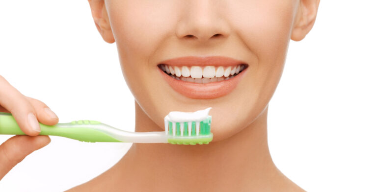 Top Tips for Achieving Optimal Dental Health as You Age