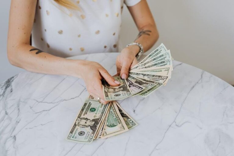 Financial Planning for Families with Aging Loved Ones