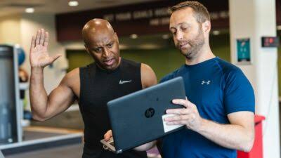 How Personal Trainers Can Build a Thriving Fitness Business