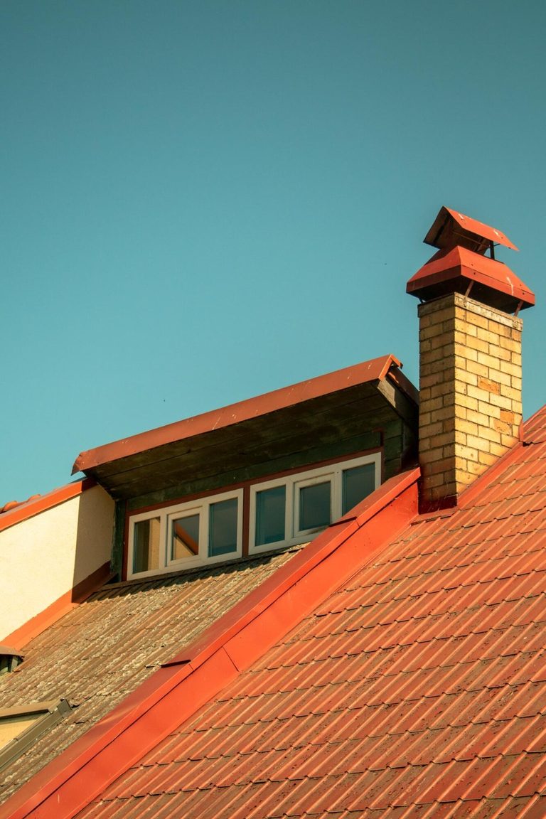 How to Choose the Right Roofing Material for Your Home