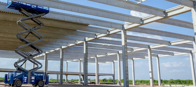 How to Choose the Right Scissor Lift for Projects in Telford